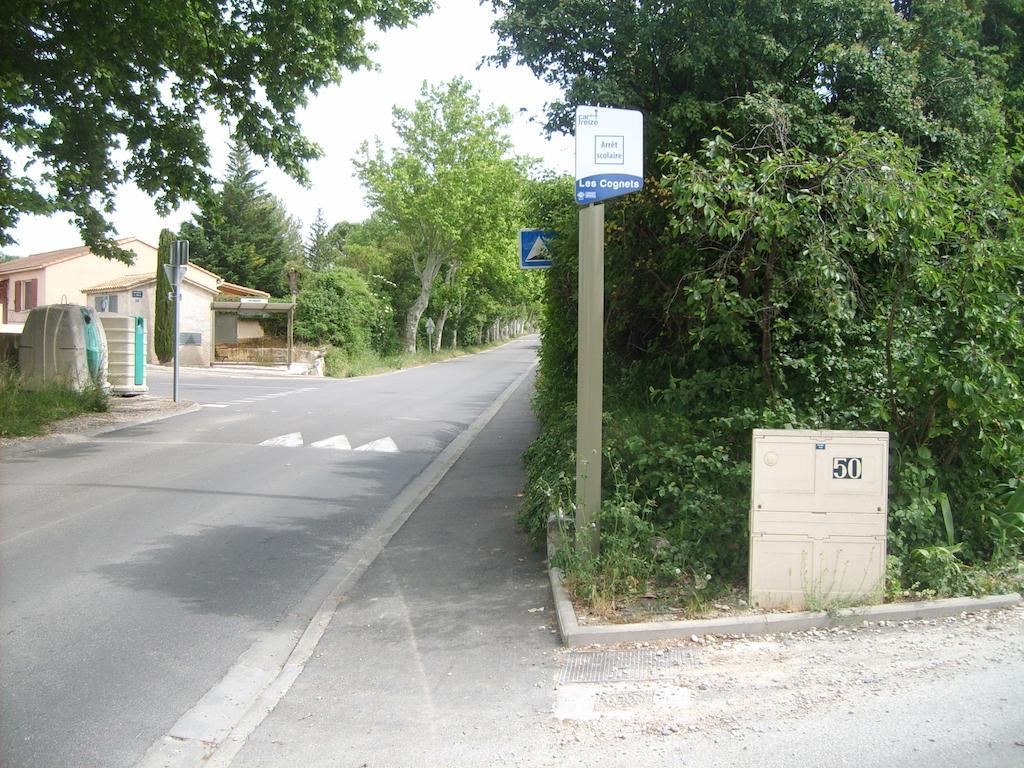 Le Clos Martin Eyragues Buitenkant foto