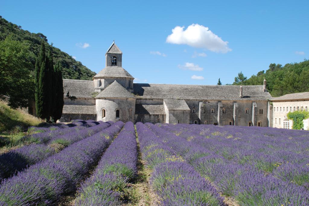 Le Clos Martin Eyragues Buitenkant foto